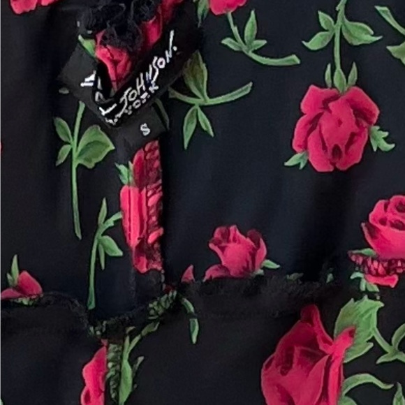 Betsey Johnson 100% silk red rose pattern Lace Trim dress - Picture 10 of 10